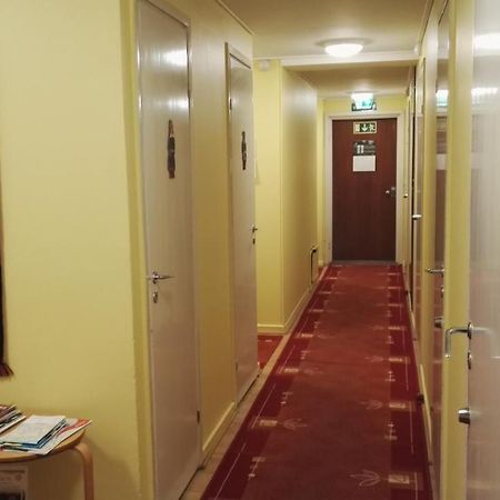 Guesthouse Outa Rovaniemi Ngoại thất bức ảnh